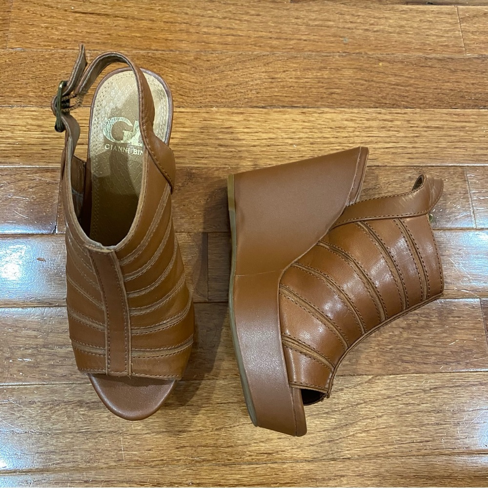 Gianni Bini Wedge Heels